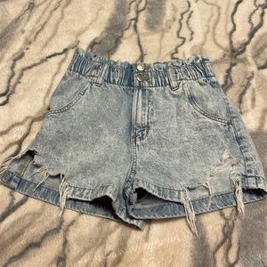 High Rise Mom Short by SO